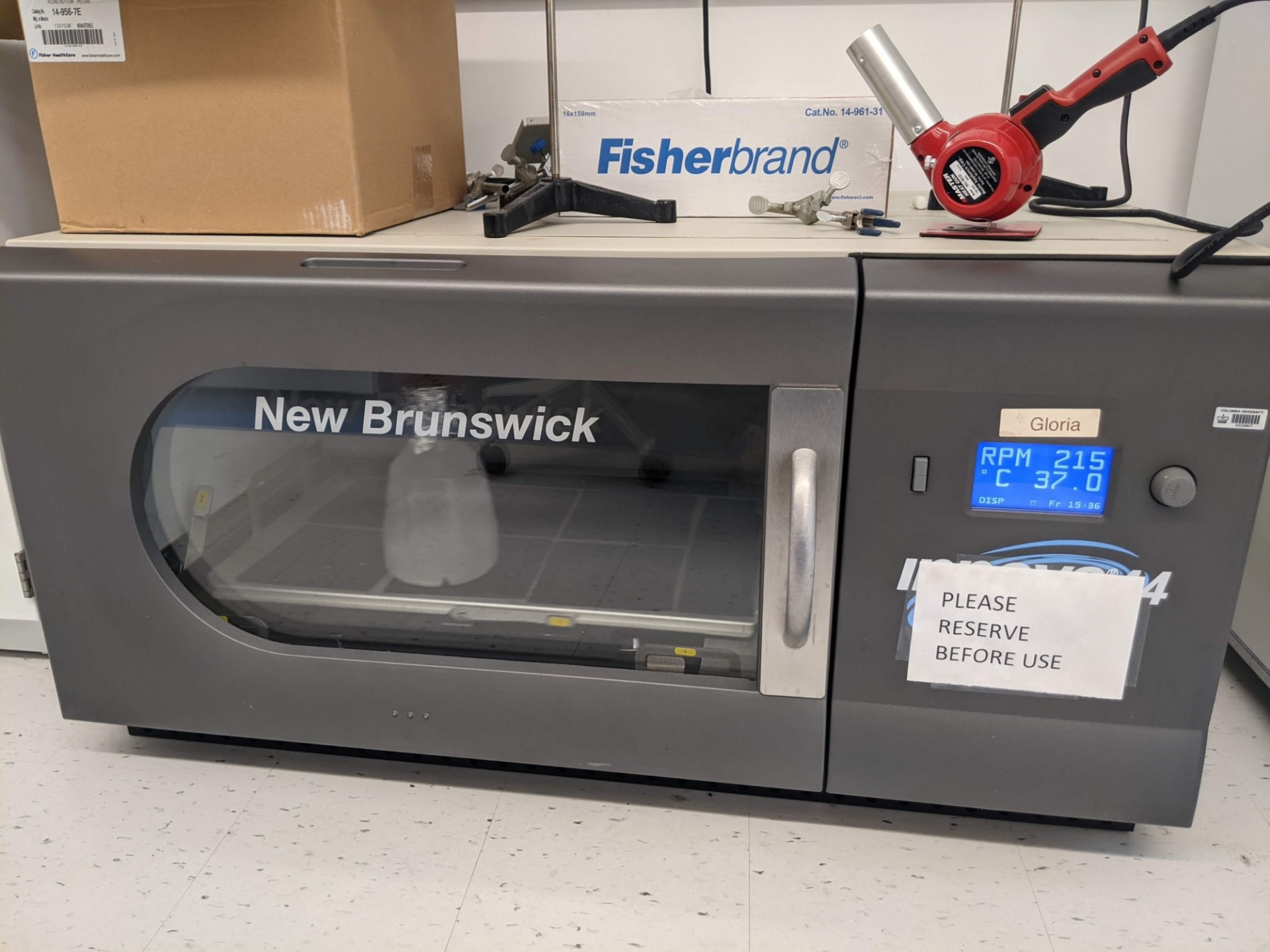 New Brunswick Innova 44R Incubator/Shaker