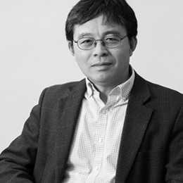 Photo of Xiaoyang Zhu