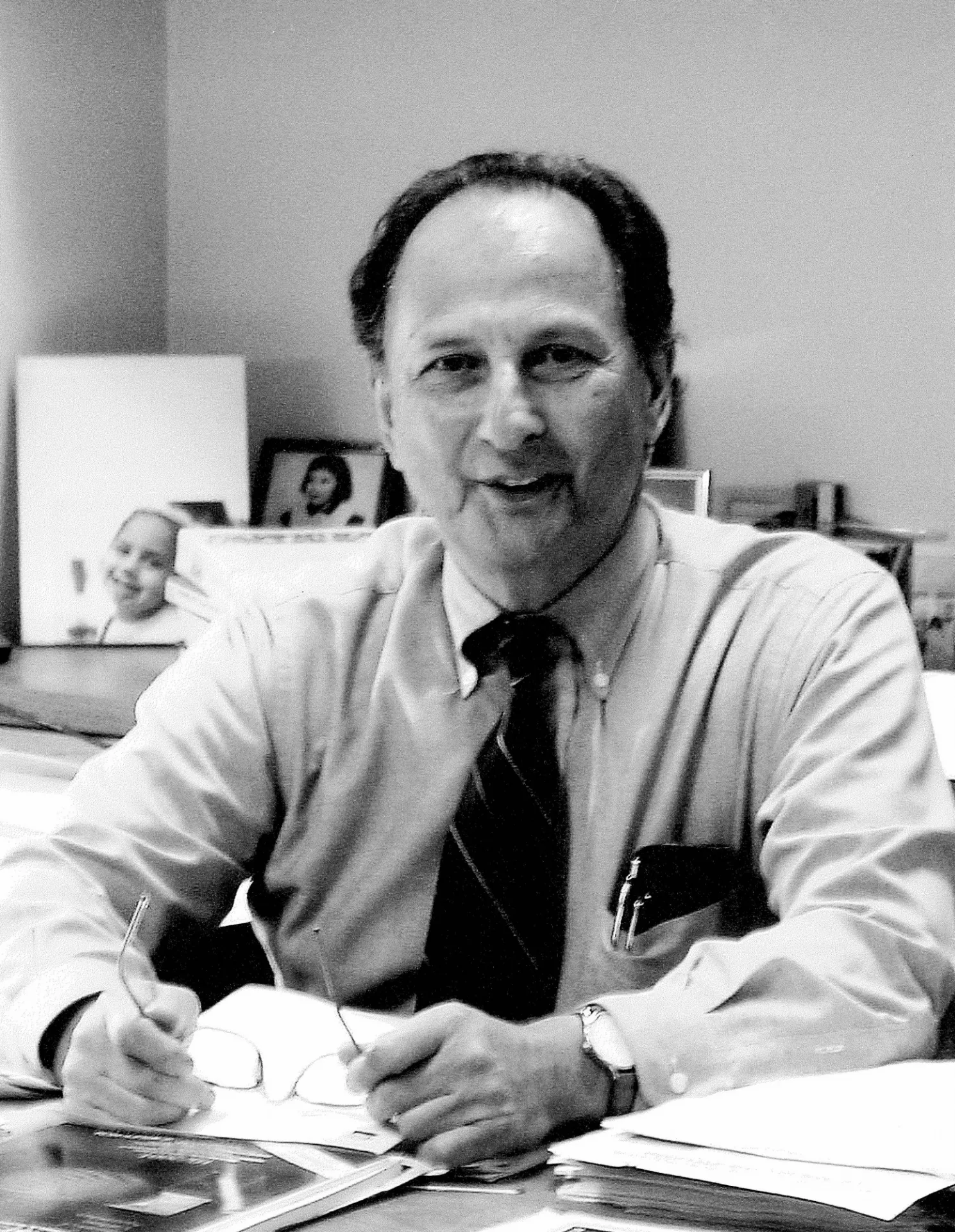 Prof. Ken Eisenthal